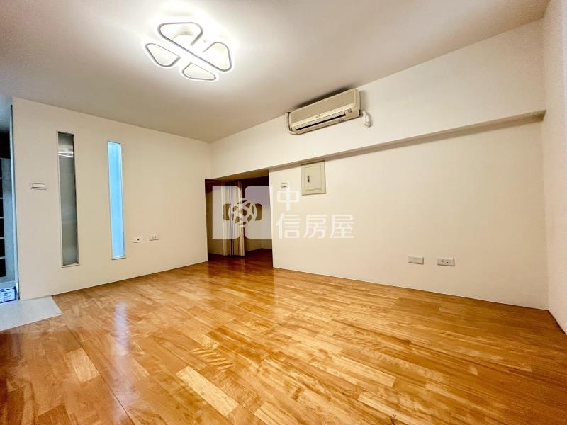 崇德樓中樓四房平車房屋室內格局與周邊環境