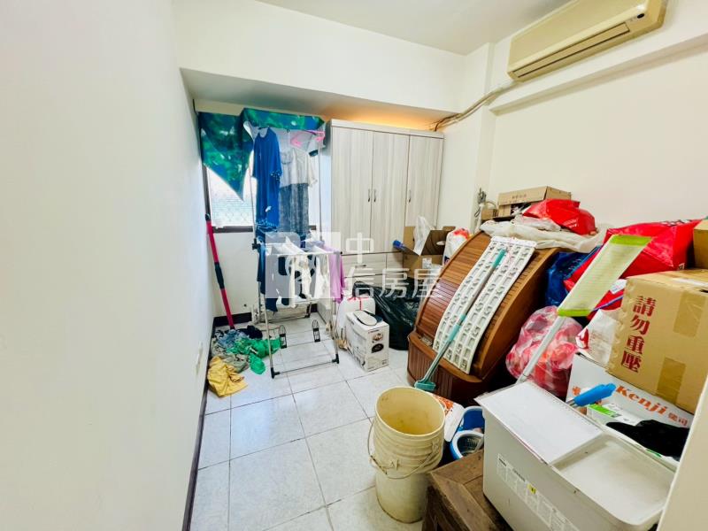 文心南路旁1+2樓店房屋室內格局與周邊環境