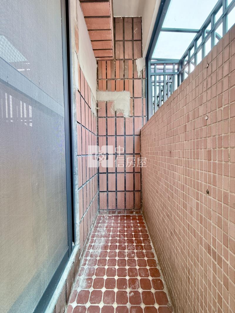 中國醫學院|柳川水岸小資族無障礙低公設低總價電梯兩房房屋室內格局與周邊環境