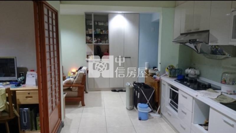 震後中山醫13期視野三房美屋房屋室內格局與周邊環境