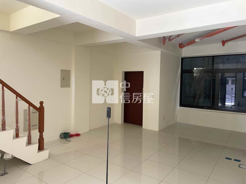 礁溪別墅區山景溫泉電梯別墅房屋室內格局與周邊環境