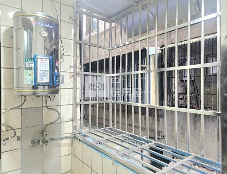 中壢交流道低總價三房美寓-3樓房屋室內格局與周邊環境