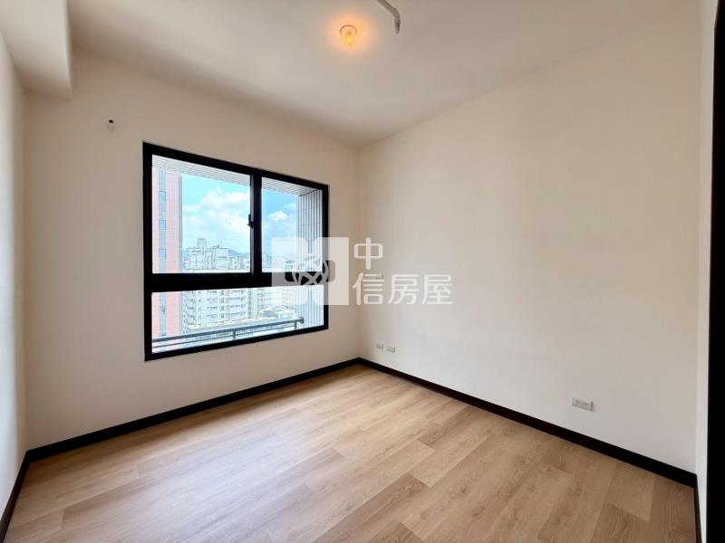 全新交屋聚佳大值次頂樓兩房平車房屋室內格局與周邊環境