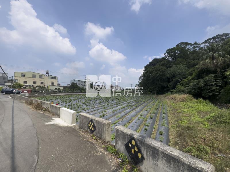 苗栗公館雙面臨路美農地房屋室內格局與周邊環境