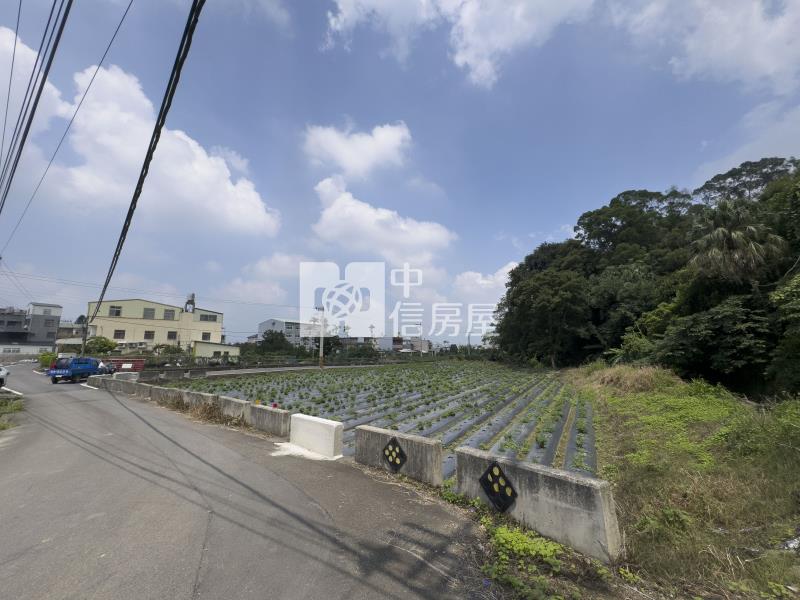 苗栗公館雙面臨路美農地房屋室內格局與周邊環境