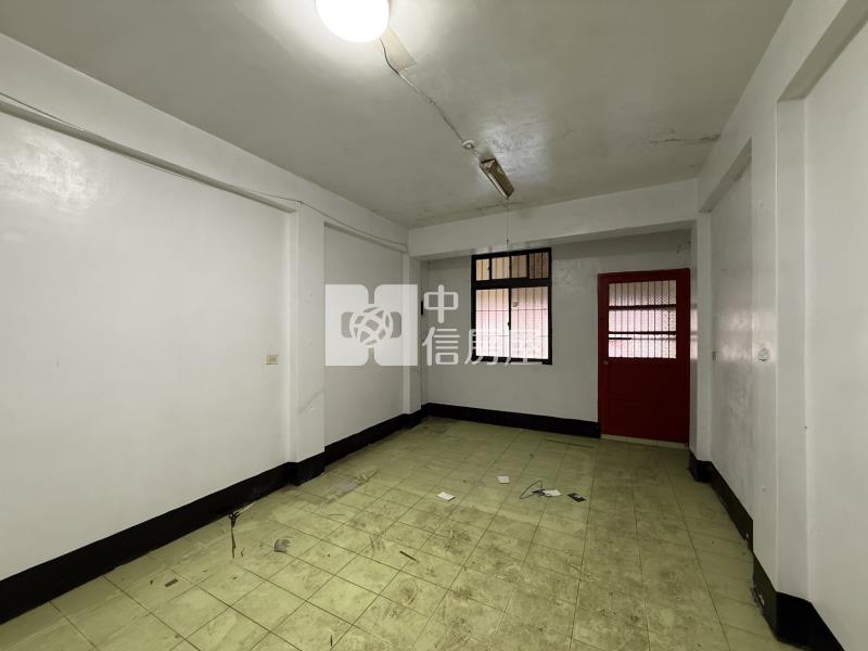 近龍岡圓環買地送屋房屋室內格局與周邊環境