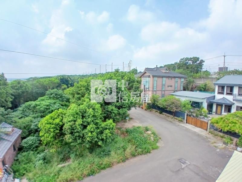 麒麟山莊大透天房屋室內格局與周邊環境