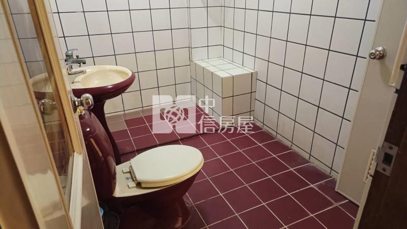 (專)崇明國中傳統孝親房獨院美車墅房屋室內格局與周邊環境