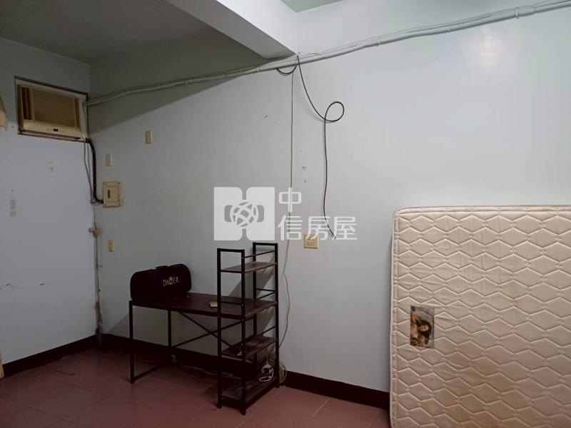仁德保安大路旁透天厝房屋室內格局與周邊環境