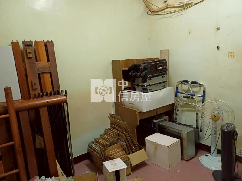 仁德保安大路旁透天厝房屋室內格局與周邊環境
