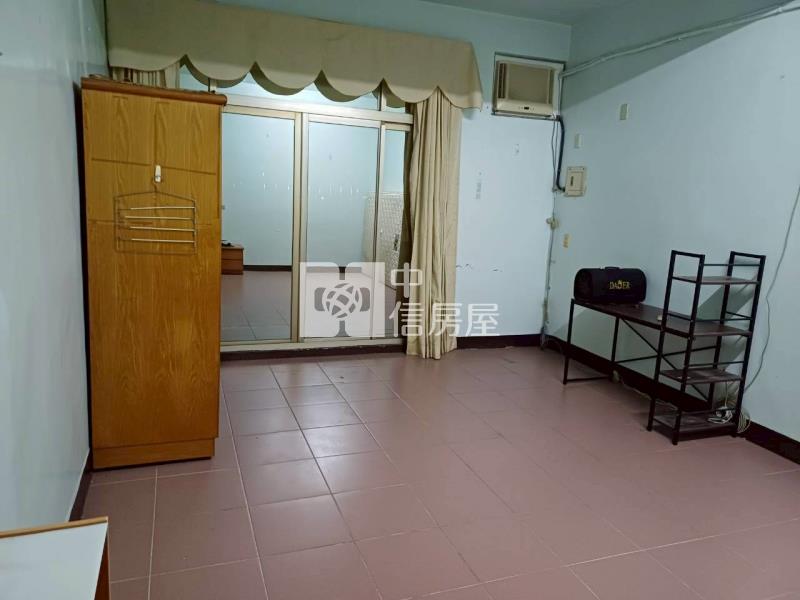 仁德保安大路旁透天厝房屋室內格局與周邊環境
