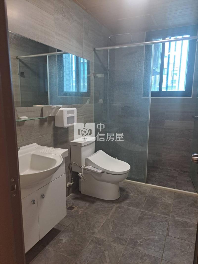 虎尾大屯輕屋齡別墅房屋室內格局與周邊環境