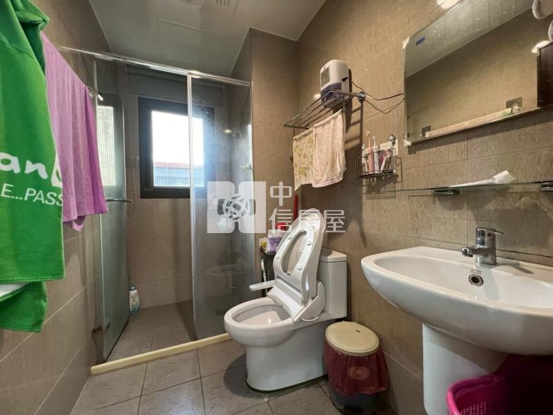 櫻花時代一樓露臺戶房屋室內格局與周邊環境