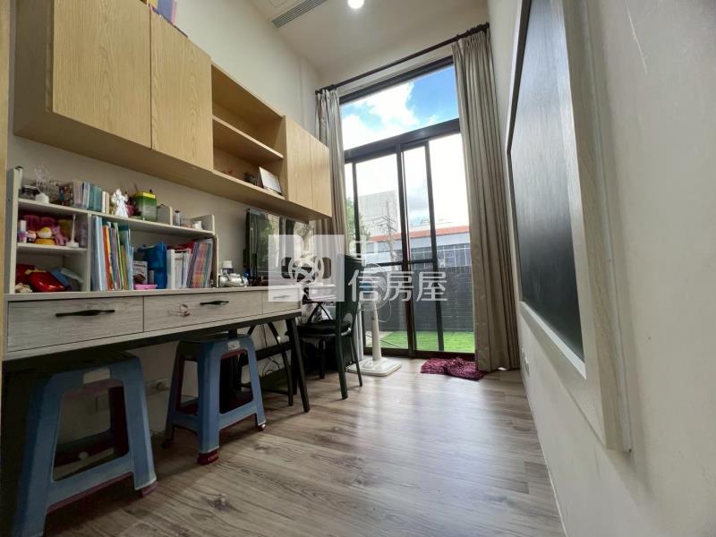 櫻花時代一樓露臺戶房屋室內格局與周邊環境