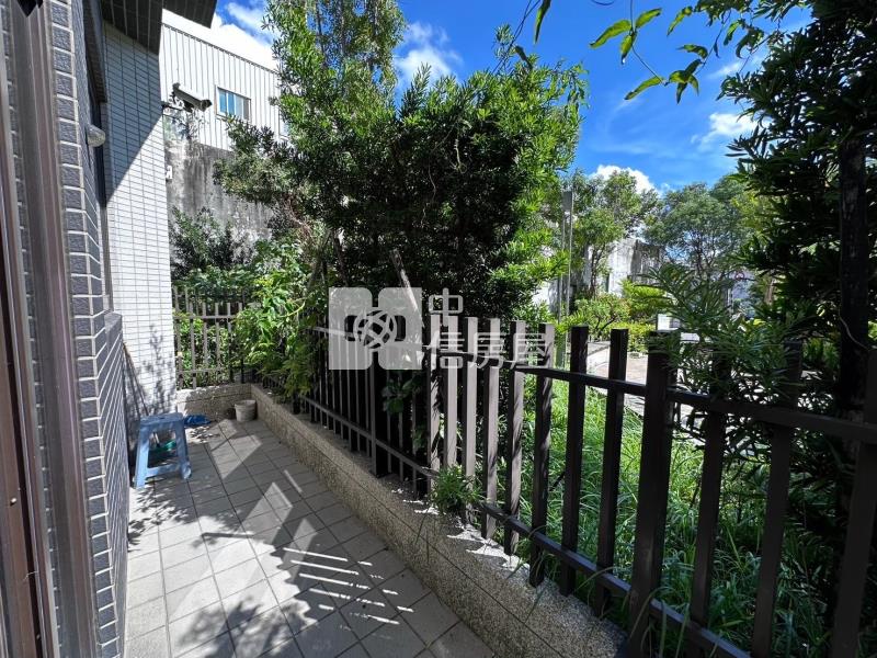 櫻花時代一樓露臺戶房屋室內格局與周邊環境