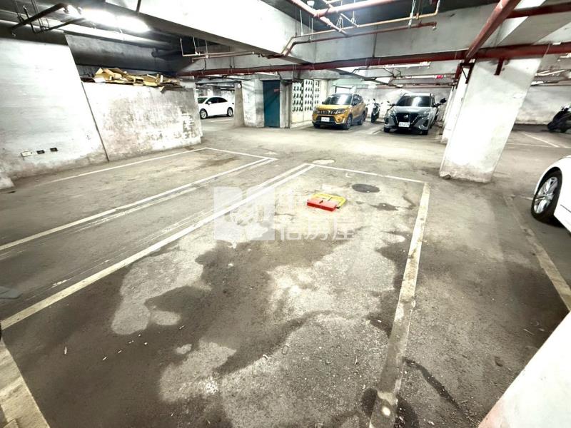 中壢區龍慈路三房+平面車位房屋室內格局與周邊環境