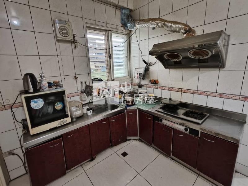 C238宜蘭員山近市區地95坪透天別墅房屋室內格局與周邊環境