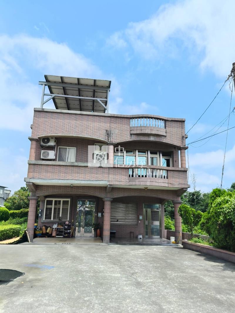 C238宜蘭員山近市區地95坪透天別墅房屋室內格局與周邊環境