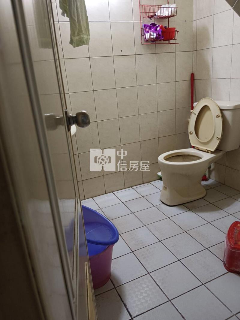 夢時代透天店住房屋室內格局與周邊環境