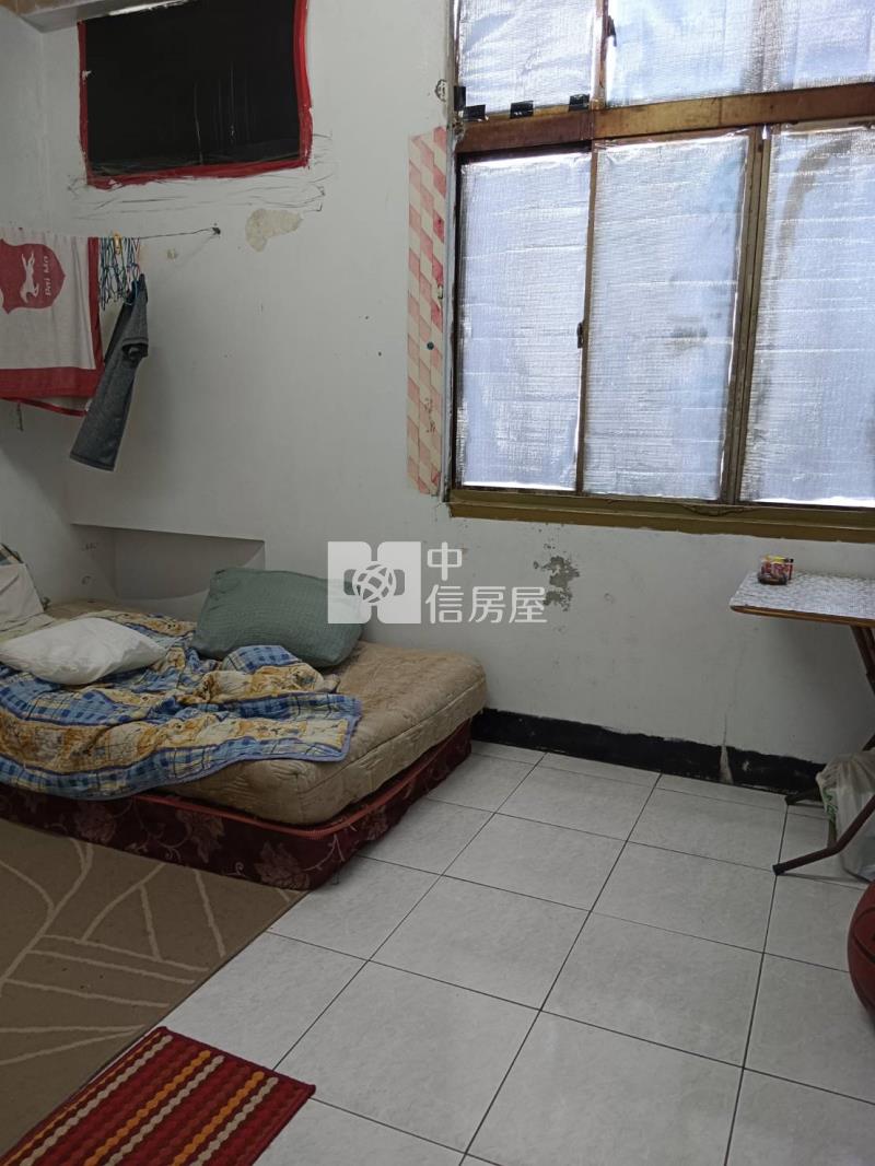 夢時代透天店住房屋室內格局與周邊環境