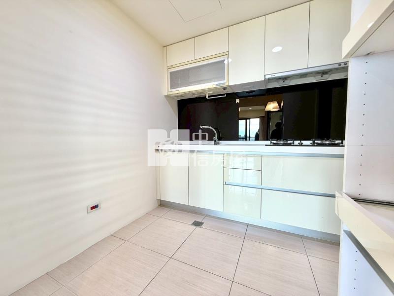 南屯楓樹河畔3房平車房屋室內格局與周邊環境