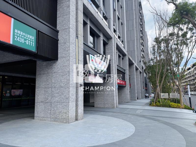 夢悅城｜黃金商機首排店面平車房屋室內格局與周邊環境