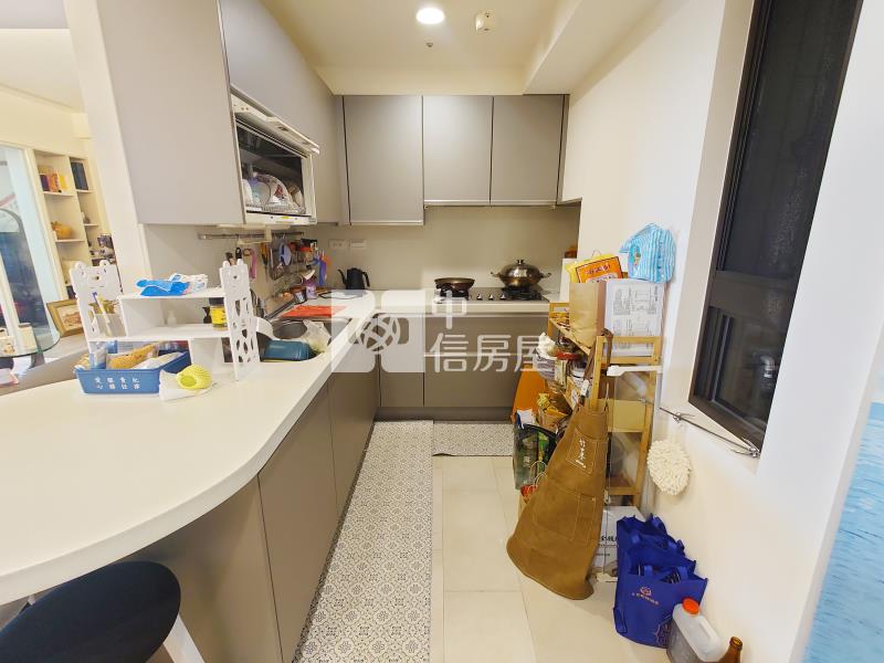 龍寶愉臻邸大2房雙平車房屋室內格局與周邊環境