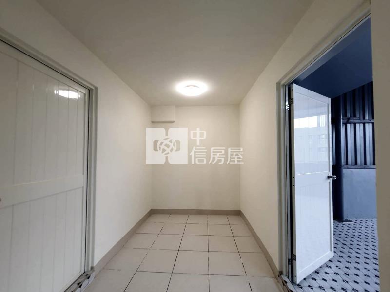 內埔大面寬雙車店住房屋室內格局與周邊環境