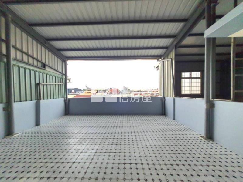 內埔大面寬雙車店住房屋室內格局與周邊環境