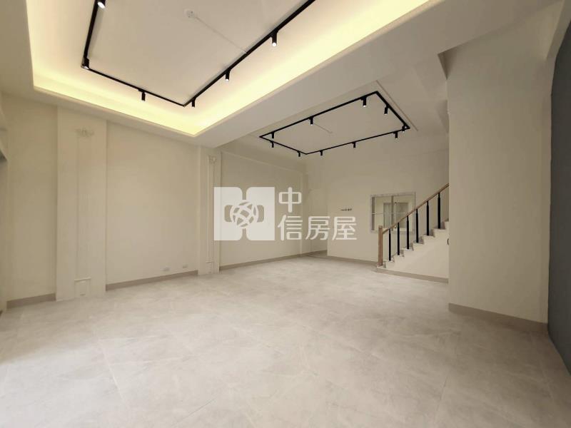 內埔大面寬雙車店住房屋室內格局與周邊環境