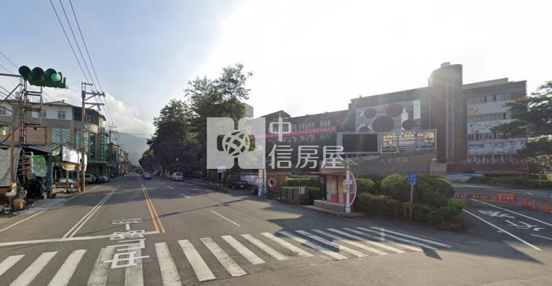 高工雙店面房屋室內格局與周邊環境