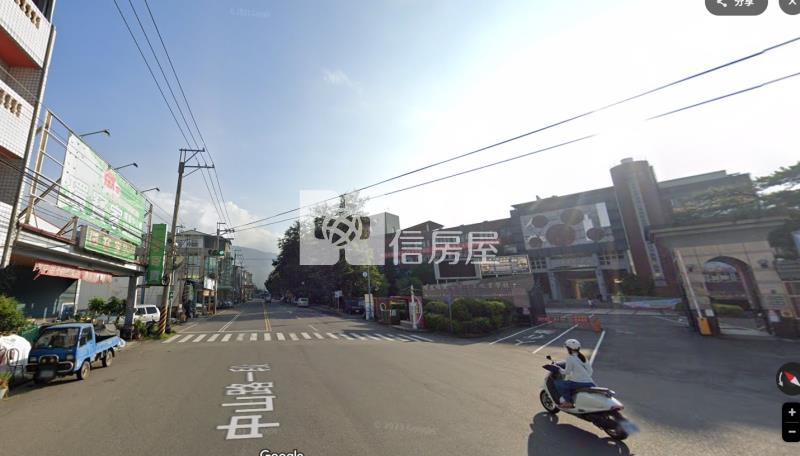高工雙店面房屋室內格局與周邊環境