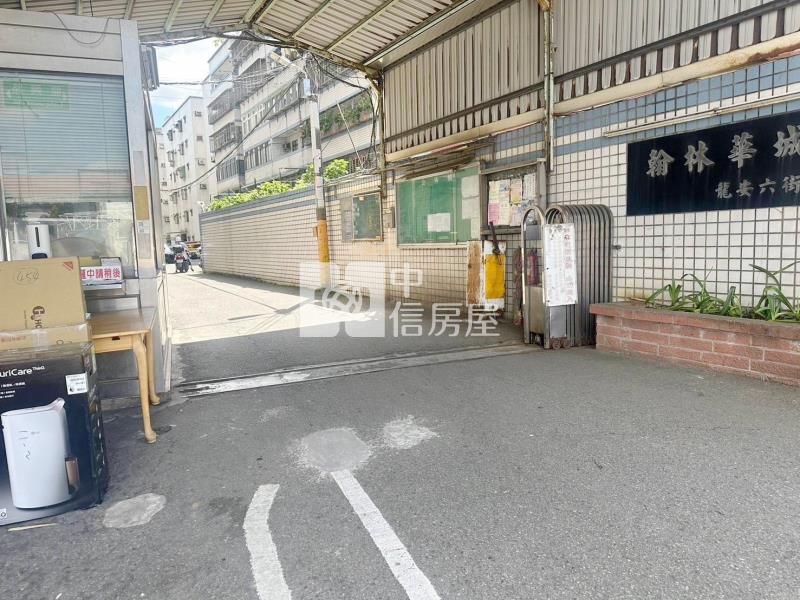 近中壢家樂福翰林華城美三房房屋室內格局與周邊環境
