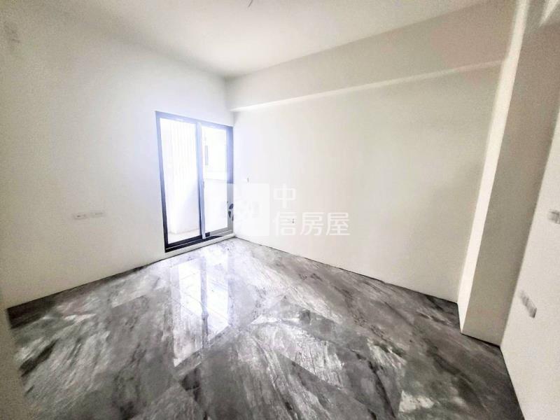 新港全新歐風雙車別墅A3房屋室內格局與周邊環境