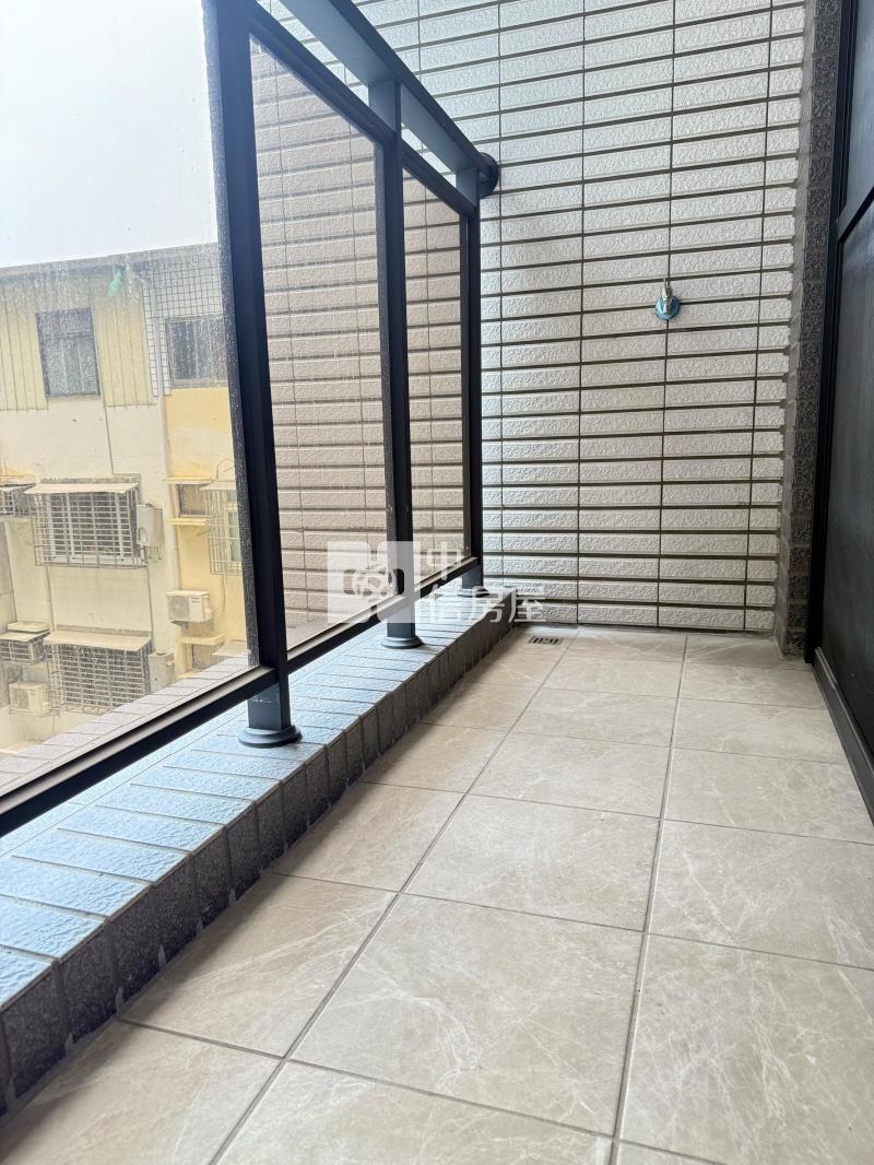 (聚佳大值)新光特區全新2房2衛平車樹梢戶房屋室內格局與周邊環境