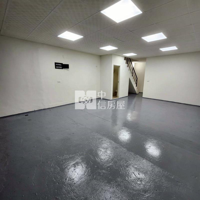 平東路大面寬透天房屋室內格局與周邊環境