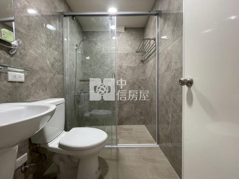 南勢整新美透天房屋室內格局與周邊環境