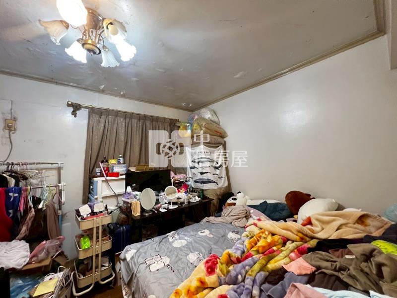 文化國小車庫別墅房屋室內格局與周邊環境