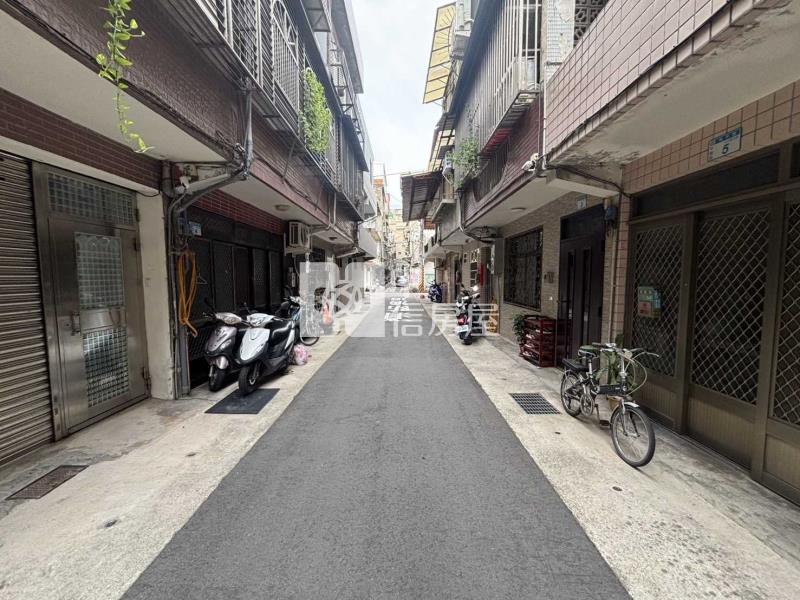 南勢全新整理大四房透天房屋室內格局與周邊環境