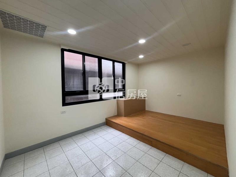 南勢全新整理大四房透天房屋室內格局與周邊環境