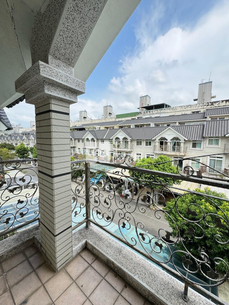 宋屋國小雙車別墅房屋室內格局與周邊環境