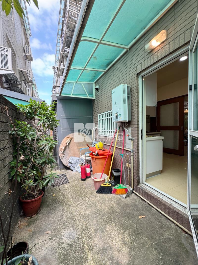 宋屋國小雙車別墅房屋室內格局與周邊環境