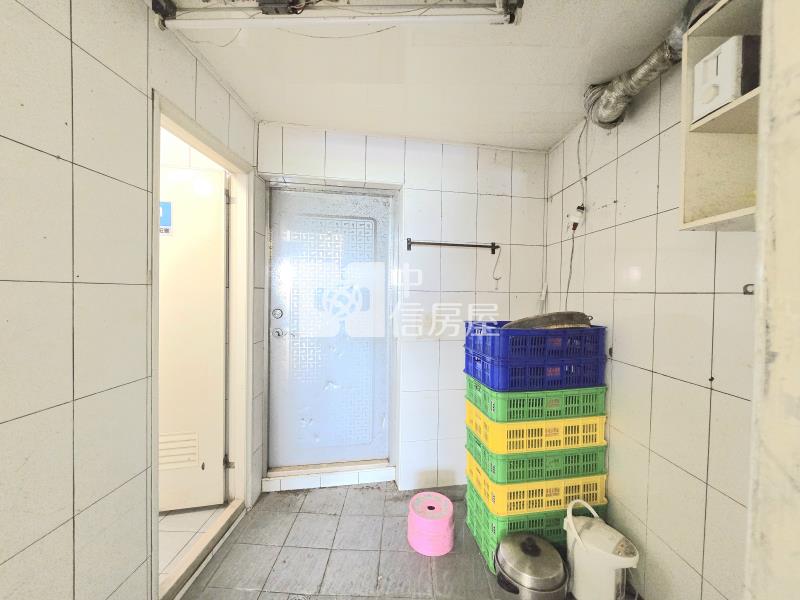 中清路商一透店房屋室內格局與周邊環境