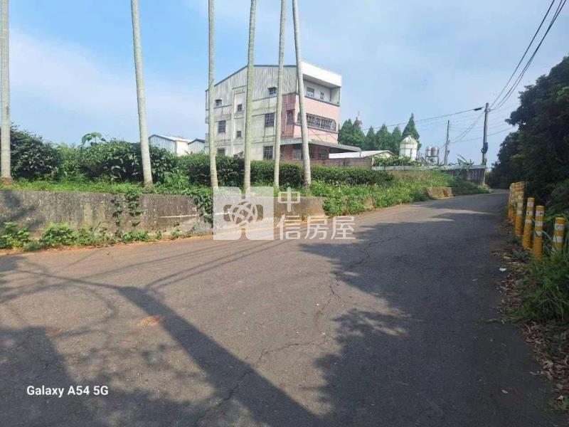 微熱山丘平坦農地房屋室內格局與周邊環境