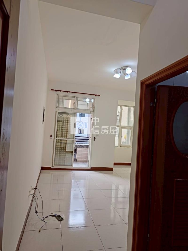 內埔燦坤雙車孝親房別墅房屋室內格局與周邊環境