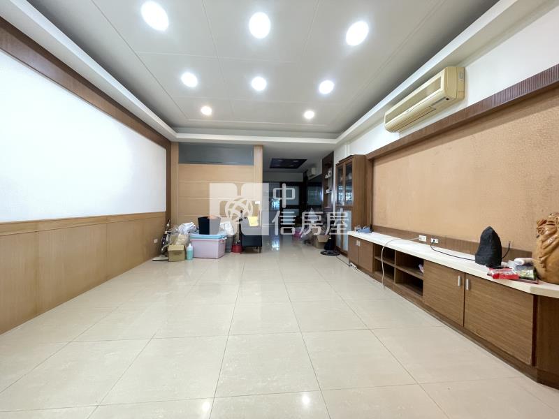 平鎮聯新/冠鼎玫瑰花園雙車美別墅房屋室內格局與周邊環境