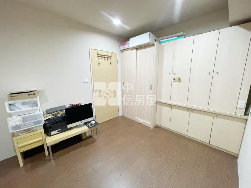 七期市政交響曲四房平車房屋室內格局與周邊環境