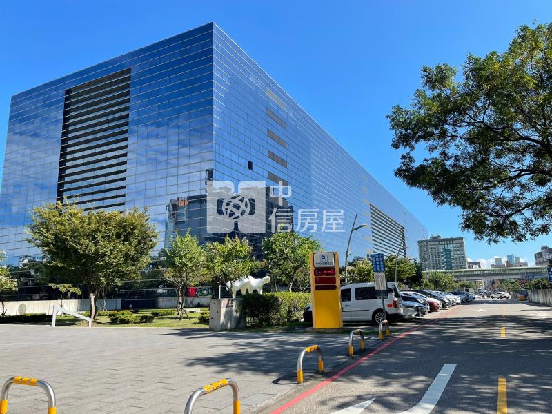 七期市政交響曲四房平車房屋室內格局與周邊環境