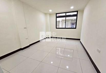 八德興仁花園夜市大面寬別墅房屋室內格局與周邊環境