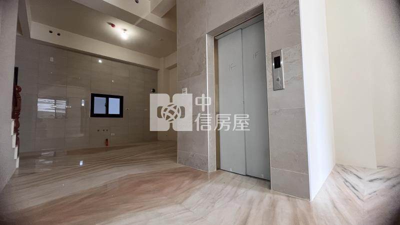員林火車站大面寬全新電梯別墅房屋室內格局與周邊環境